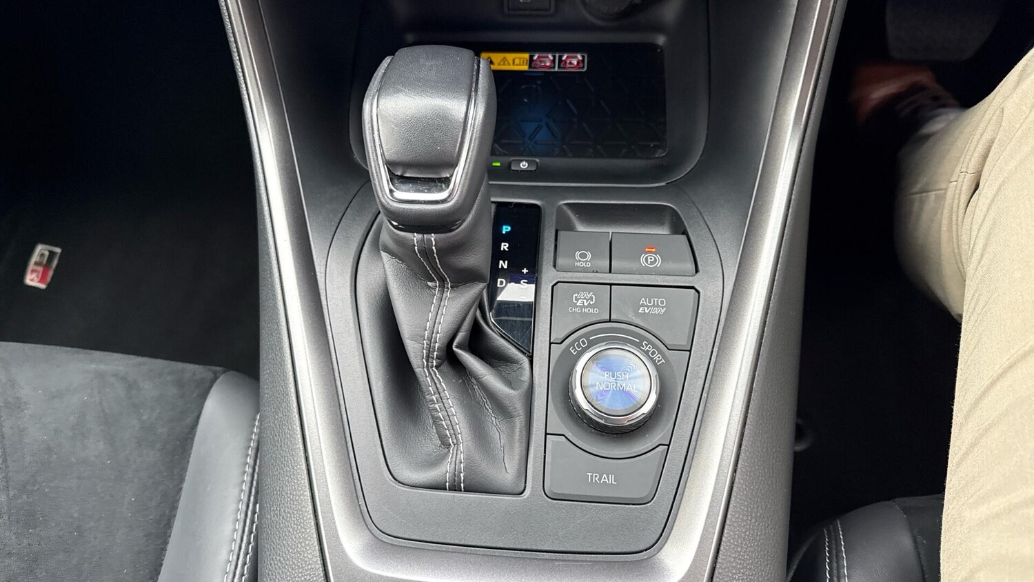 Used Toyota RAV4 2024 for sale - 77478670: Photo 36