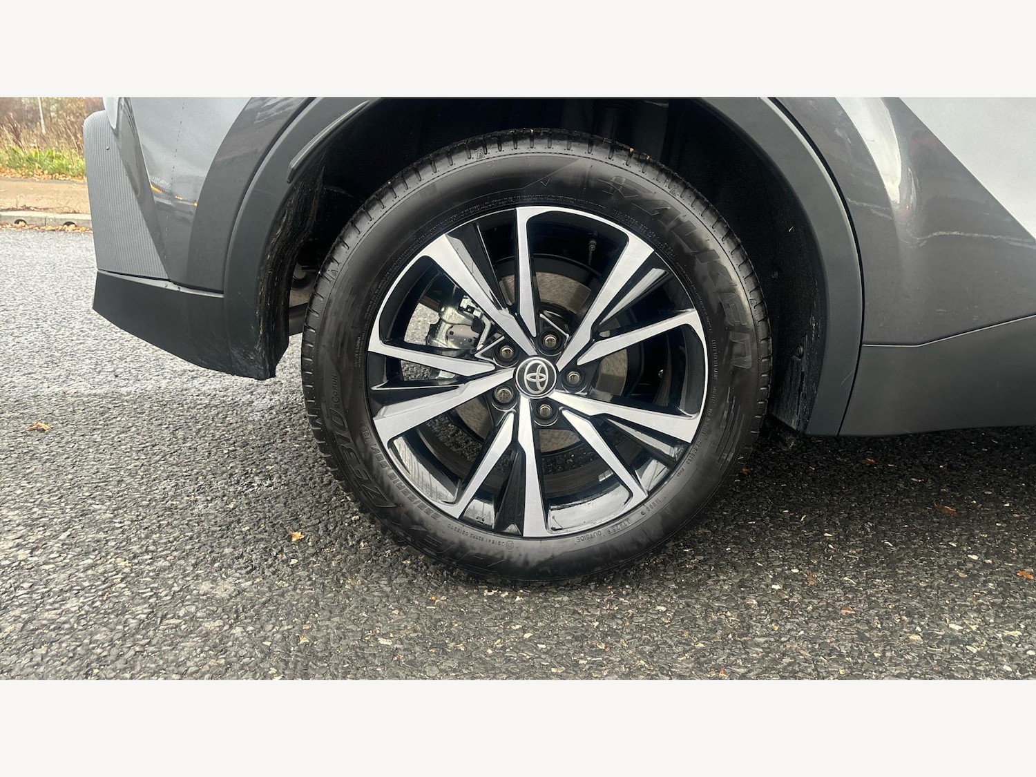 Used Toyota C-HR 2025 for sale - 76728964: Photo 24