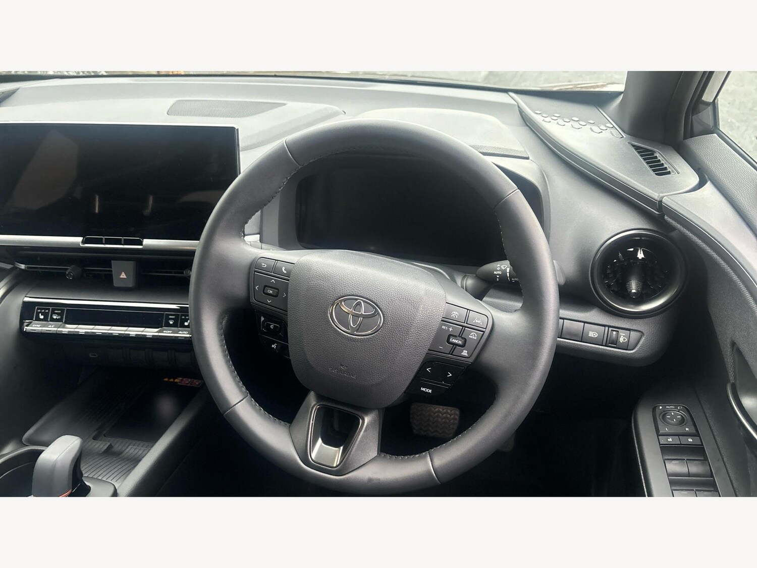 Used Toyota C-HR 2025 for sale - 76728964: Photo 8