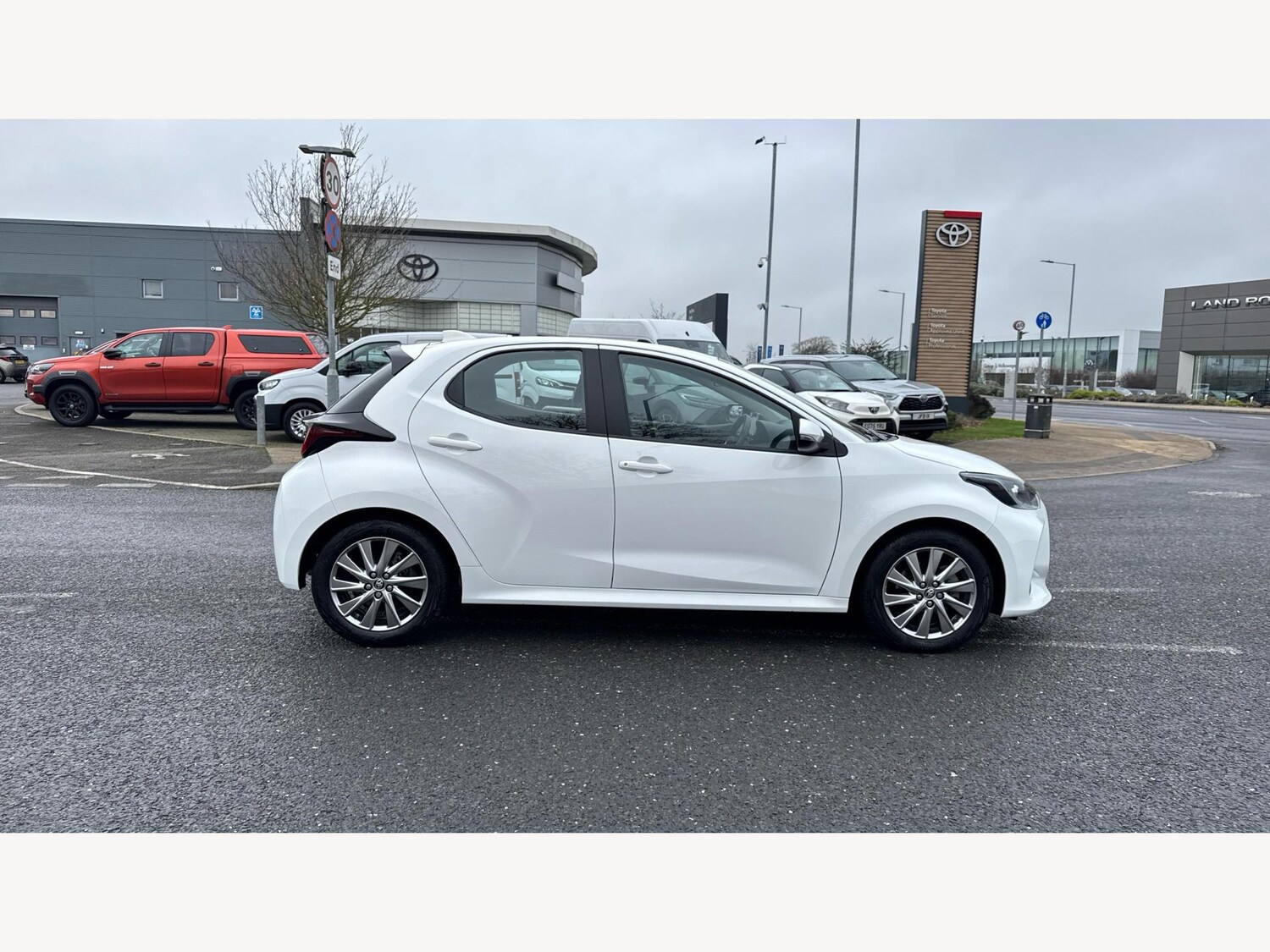 Used Toyota Yaris for sale - 77497585: Photo 18