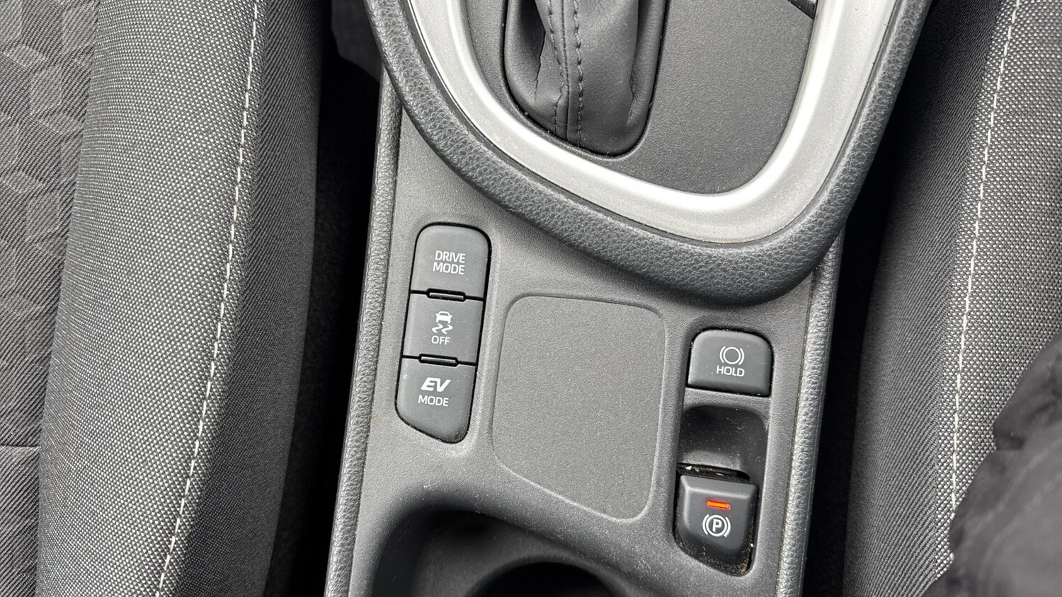 Used Toyota Yaris for sale - 77497585: Photo 34