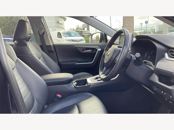 Used Toyota RAV4 2021 for sale - 76200182: Photo 13