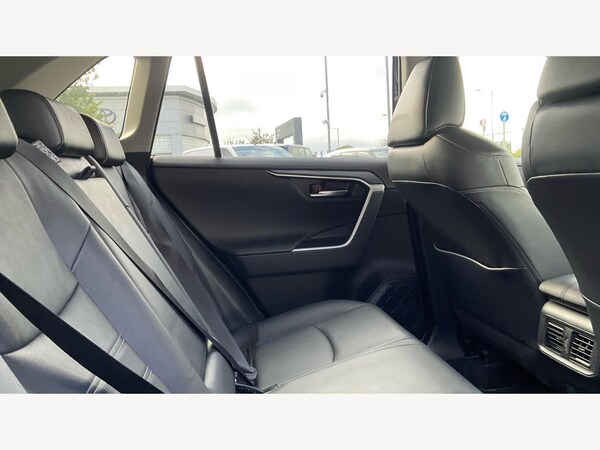 Used Toyota RAV4 2021 for sale - 76200182: Photo 14