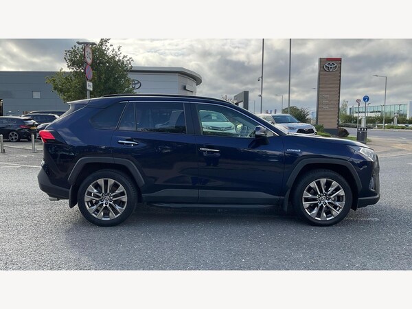 Used Toyota RAV4 2021 for sale - 76200182: Photo 18