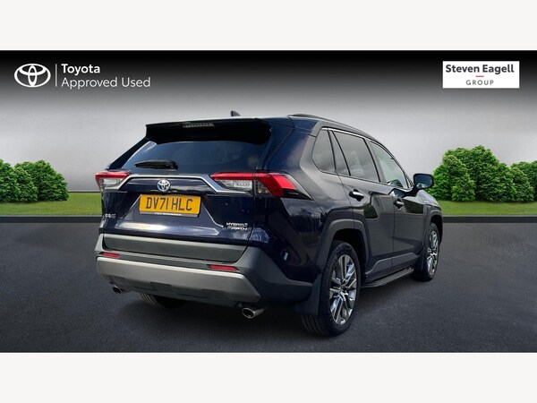 Used Toyota RAV4 2021 for sale - 76200182: Photo 2