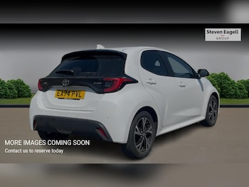 Used Toyota Yaris 2024 for sale - 78741862: Photo