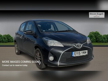 Used Toyota Yaris 2015 for sale - 77753111: Photo