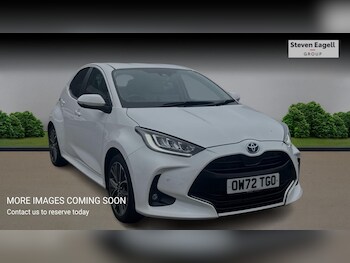 Used Toyota Yaris 2023 for sale - 77769395: Photo