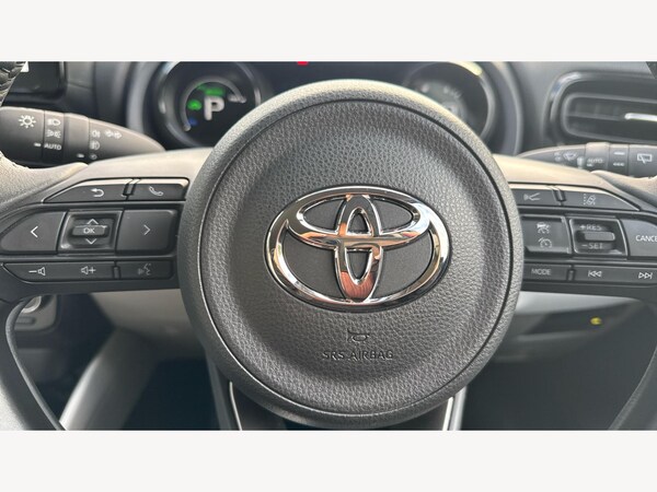 Used Toyota Yaris 2023 for sale - 76226644: Photo 35