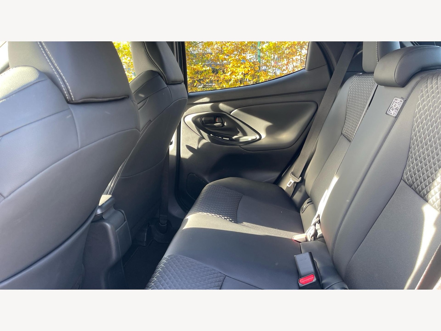 Used Toyota Yaris 2025 for sale - 76432126: Photo 15