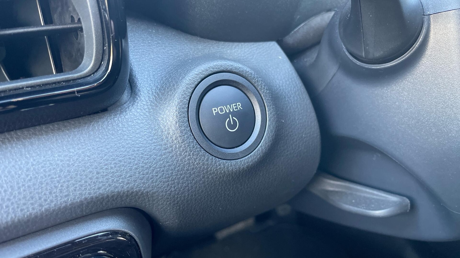 Used Toyota Yaris 2025 for sale - 76432126: Photo 37