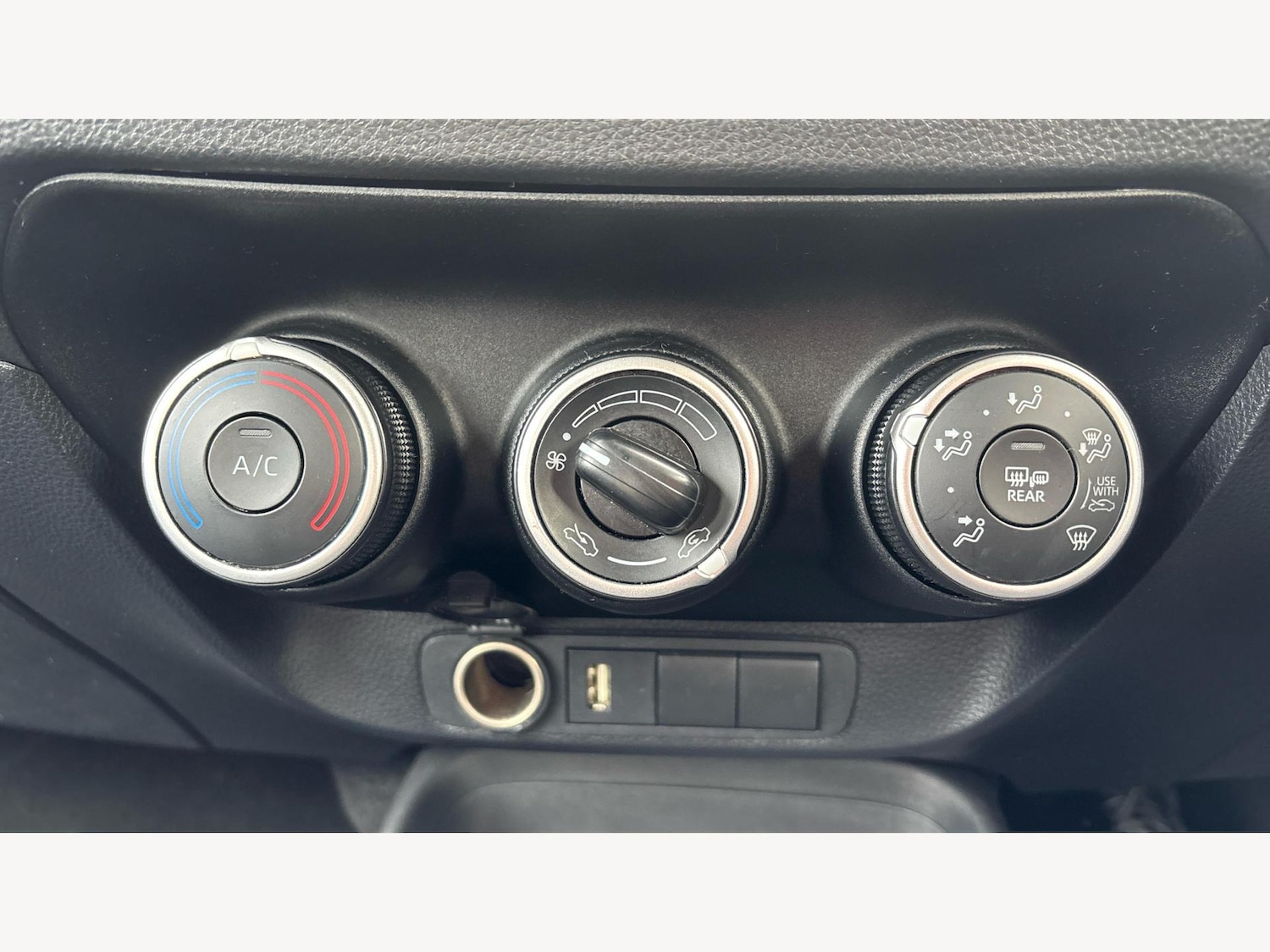 Used Toyota Aygo X 2023 for sale - 76380892: Photo 33