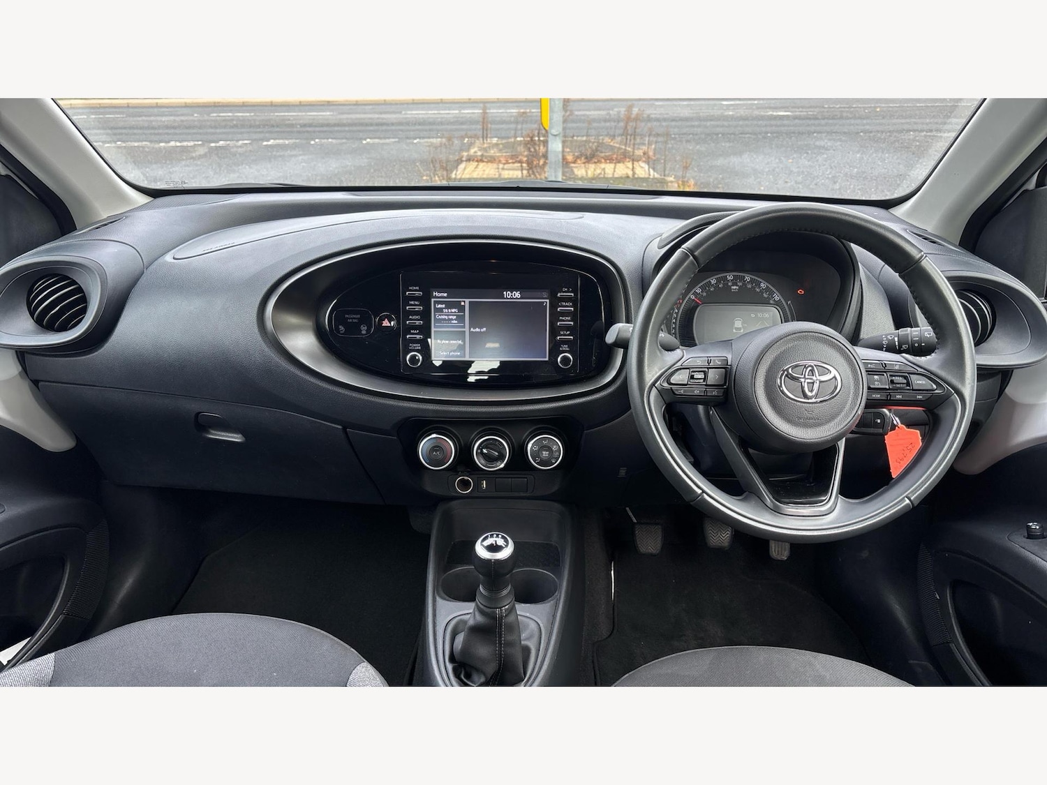 Used Toyota Aygo X 2023 for sale - 76380892: Photo 7