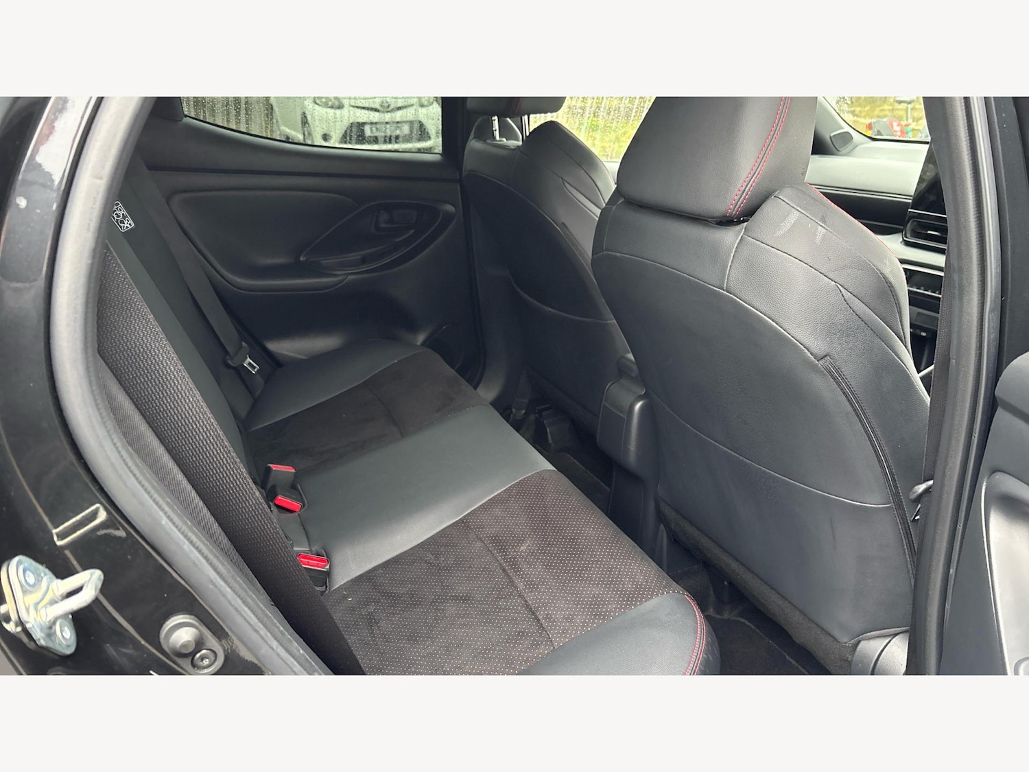 Used Toyota Yaris 2024 for sale - 77440369: Photo 14