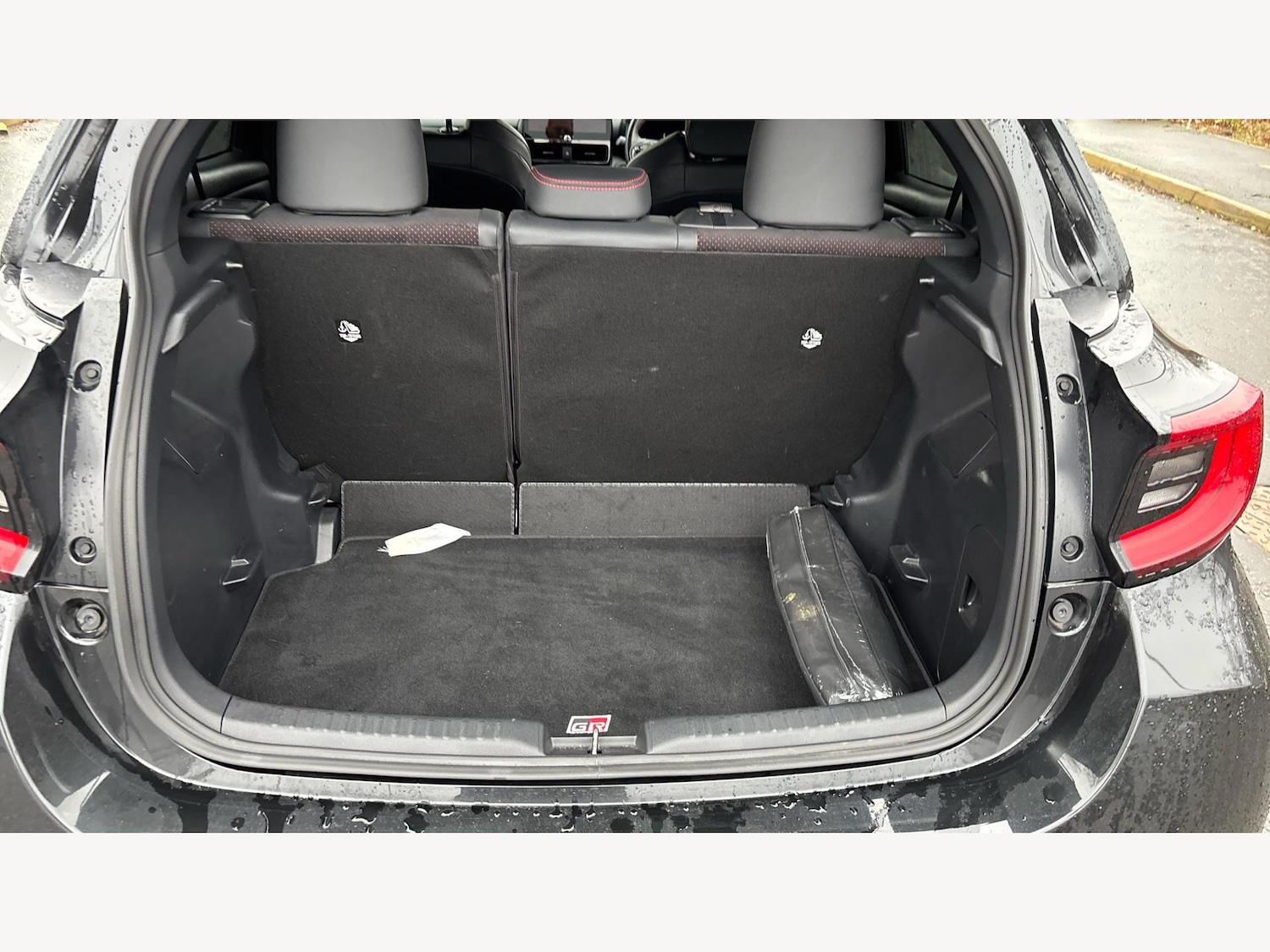 Used Toyota Yaris 2024 for sale - 77440369: Photo 16