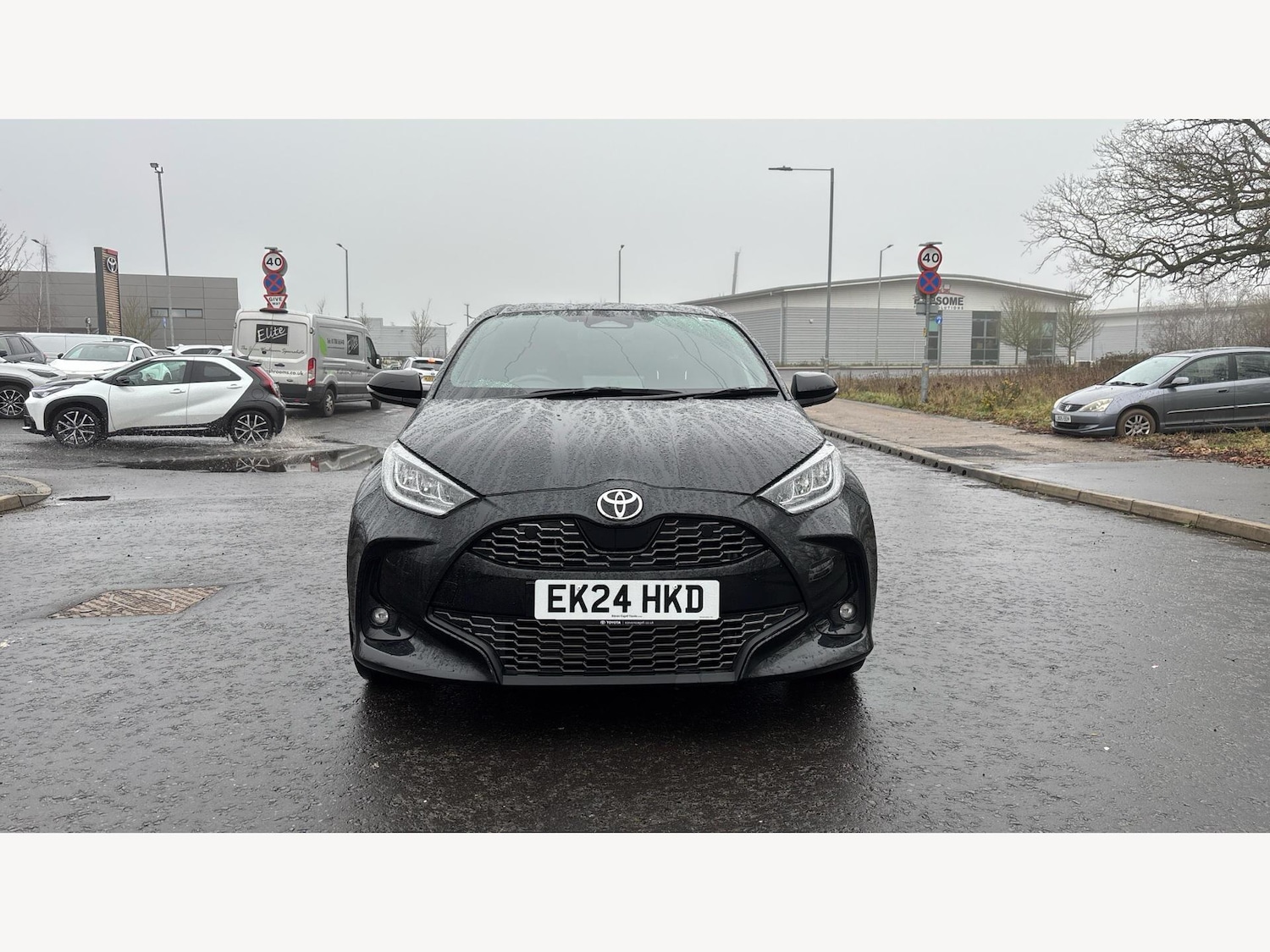 Used Toyota Yaris 2024 for sale - 77440369: Photo 17