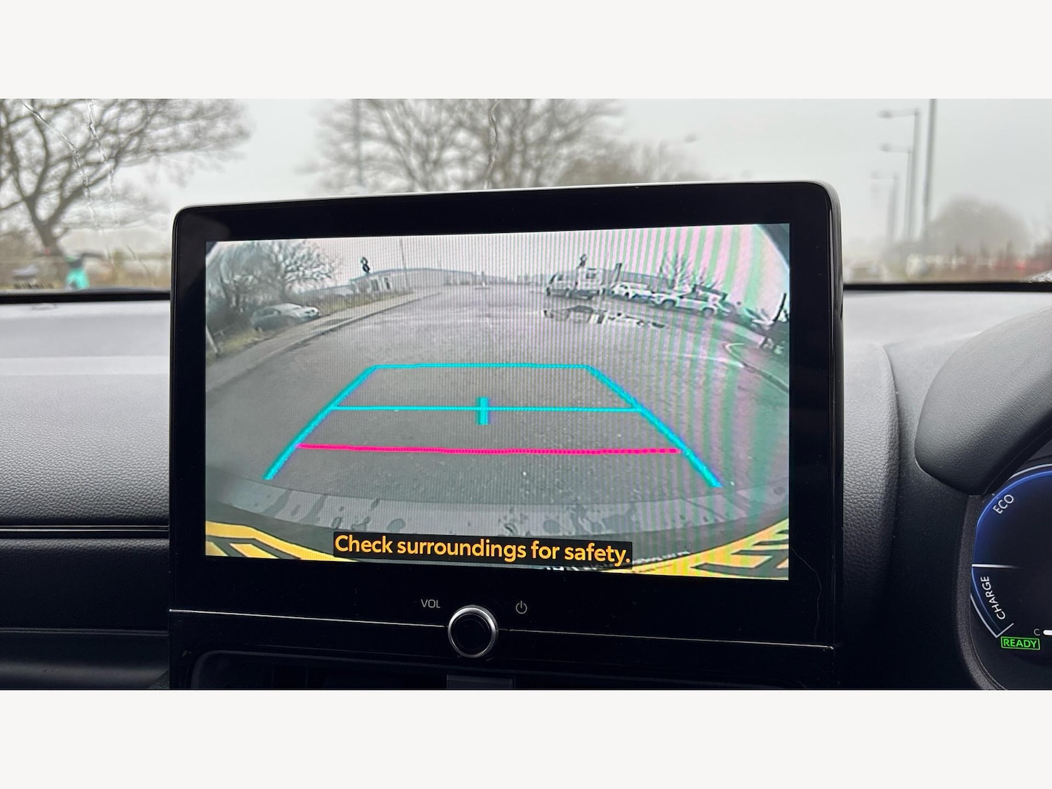 Used Toyota Yaris 2024 for sale - 77440369: Photo 25