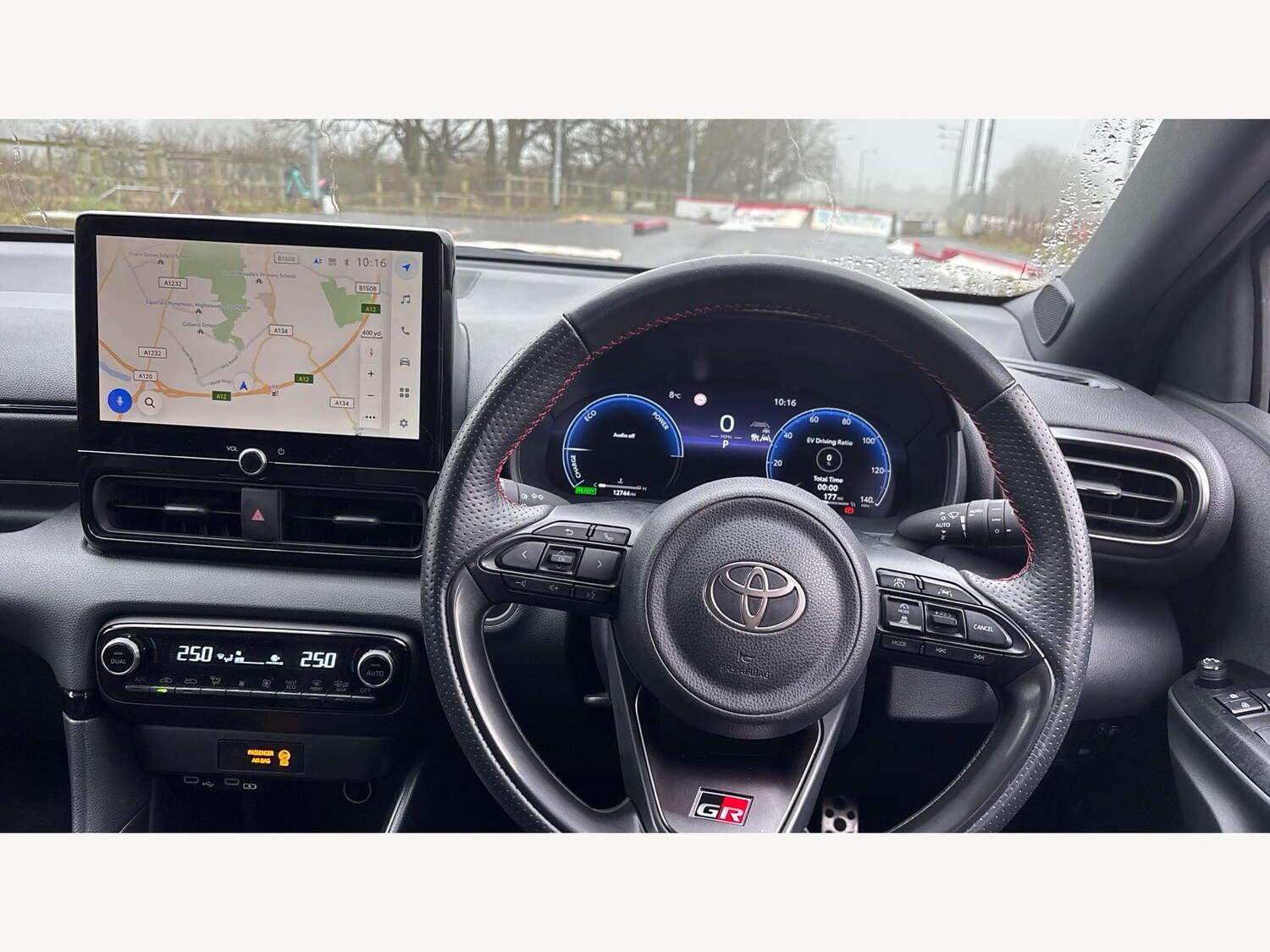 Used Toyota Yaris 2024 for sale - 77440369: Photo 8