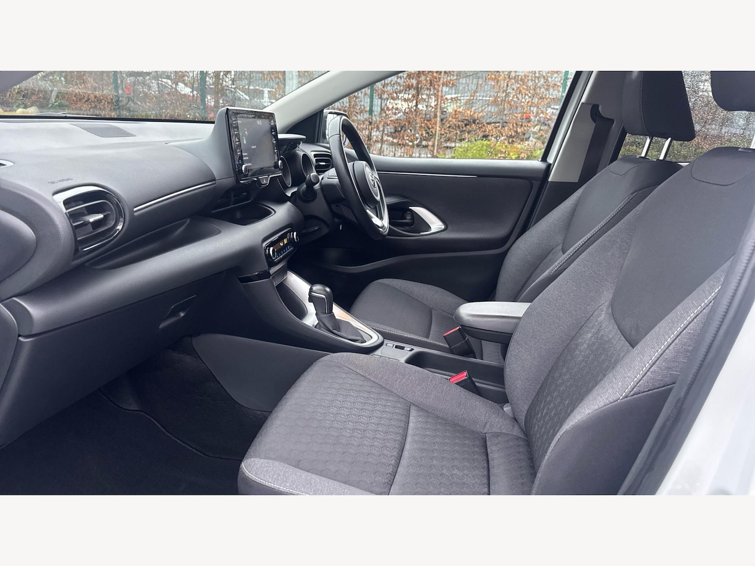 Used Toyota Yaris 2022 for sale - 77120482: Photo 12