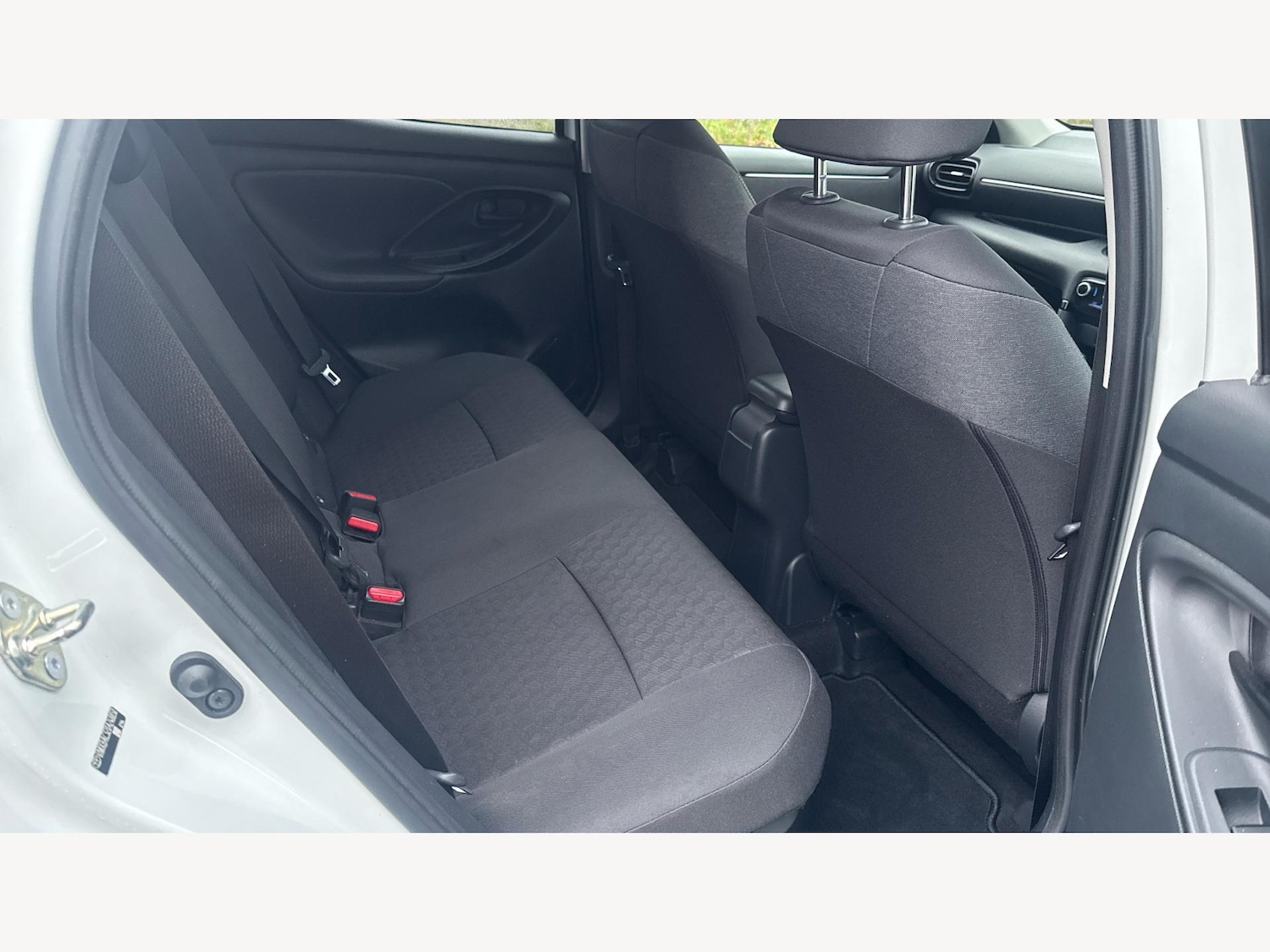 Used Toyota Yaris 2022 for sale - 77120482: Photo 14