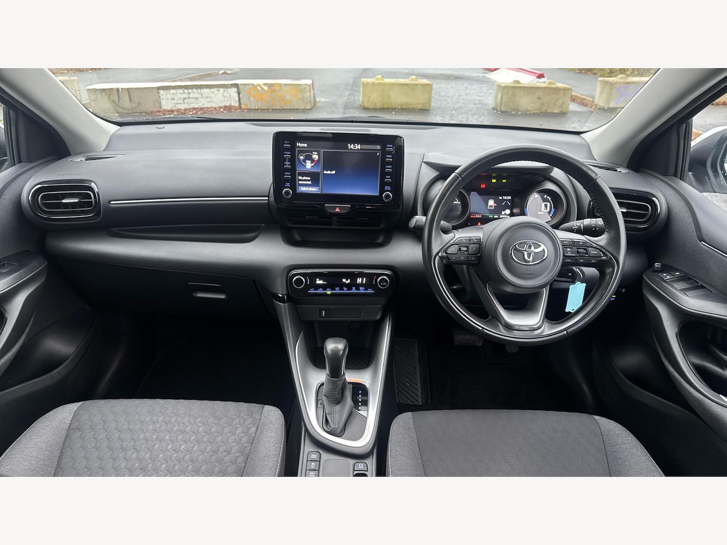 Used Toyota Yaris 2022 for sale - 77120482: Photo 7
