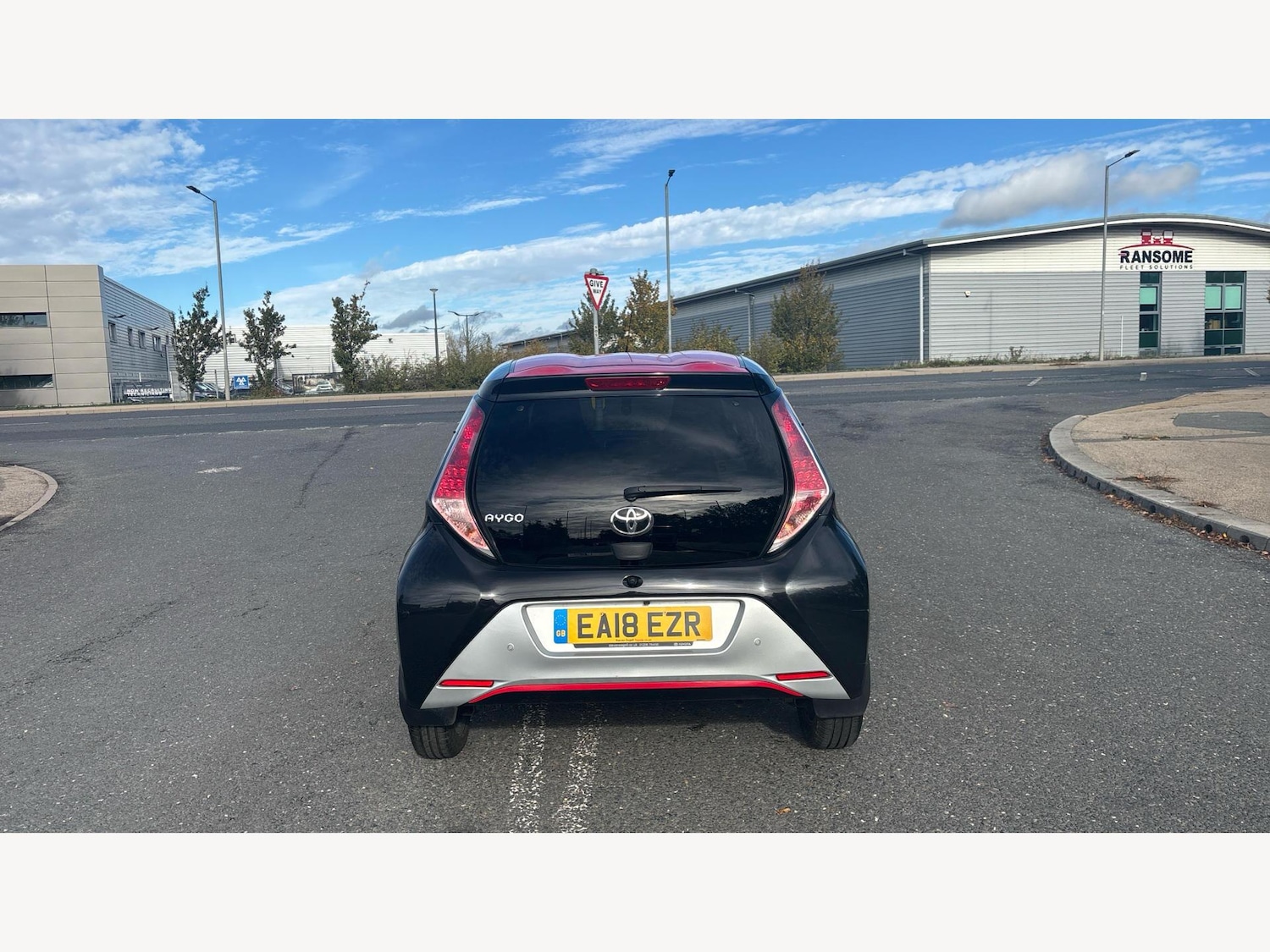 Used Toyota AYGO 2018 for sale - 76359862: Photo 21
