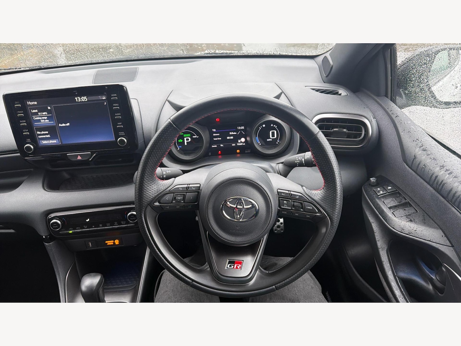 Used Toyota Yaris 2023 for sale - 77439723: Photo 7