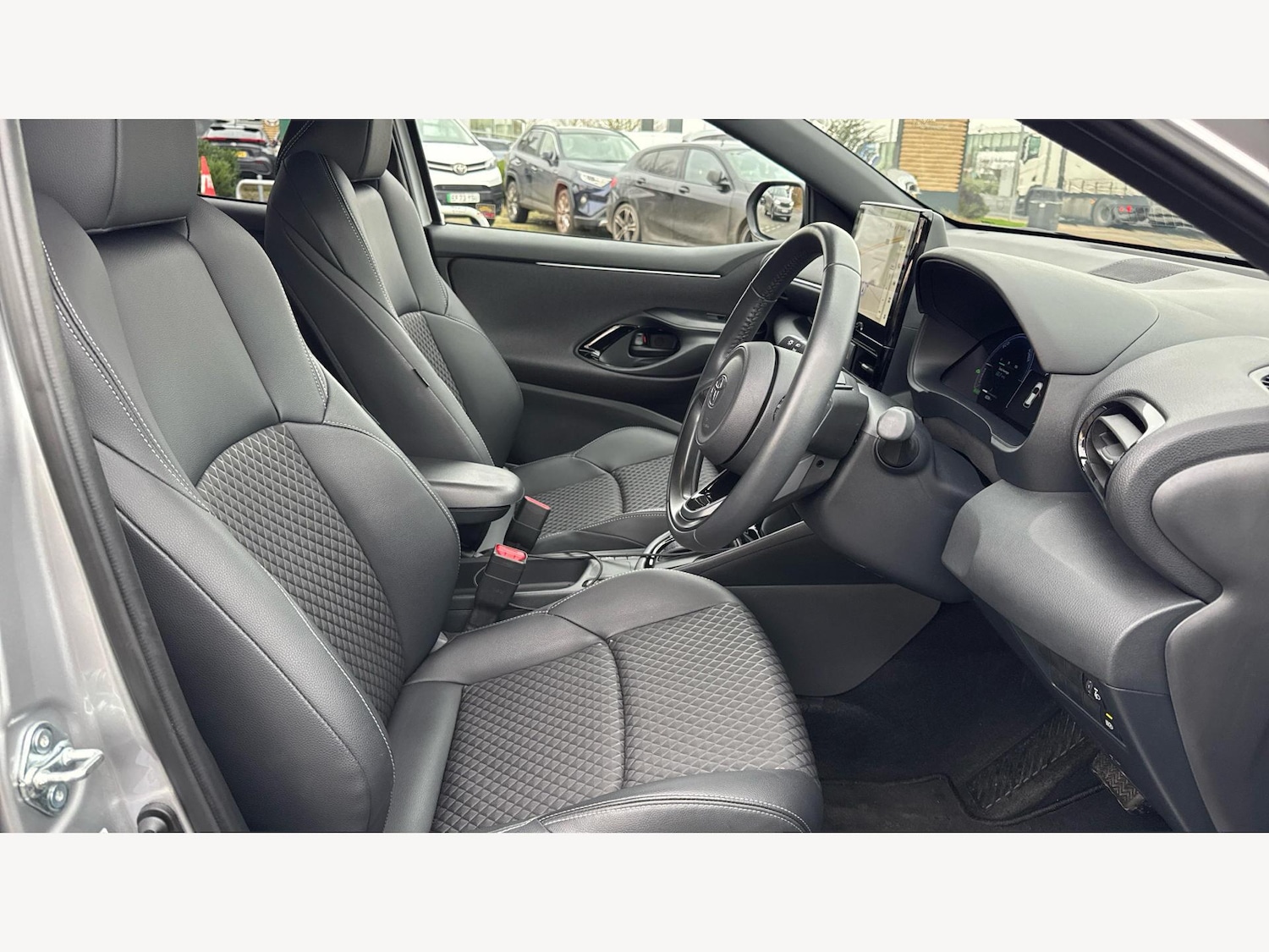 Used Toyota Yaris 2025 for sale - 76964505: Photo 13