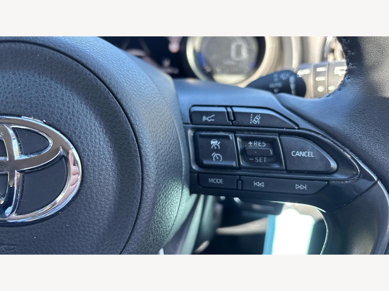 Used Toyota Yaris 2023 for sale - 77440288: Photo 27