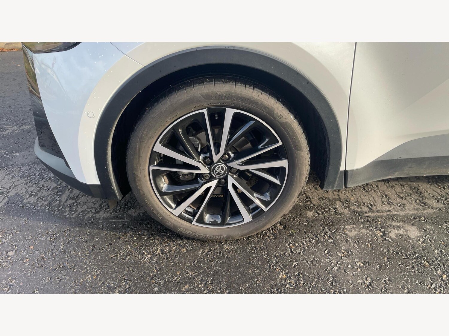 Used Toyota C-HR for sale - 77456431: Photo 24