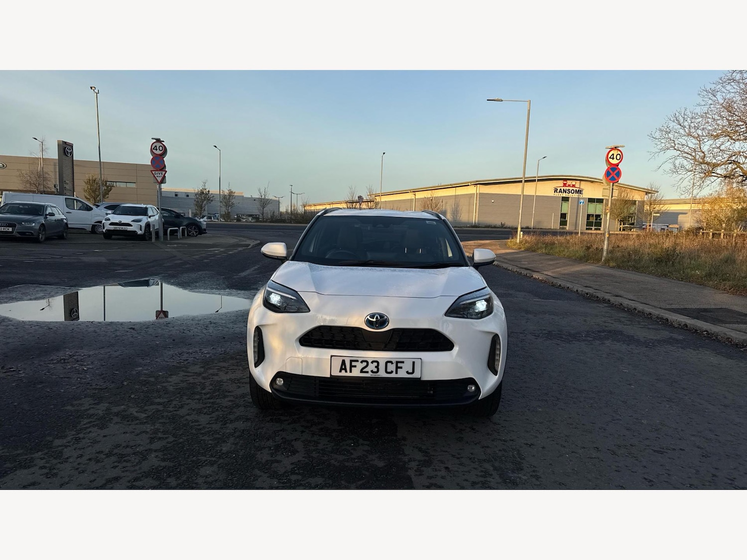 Used Toyota Yaris Cross 2023 for sale - 77456139: Photo 17