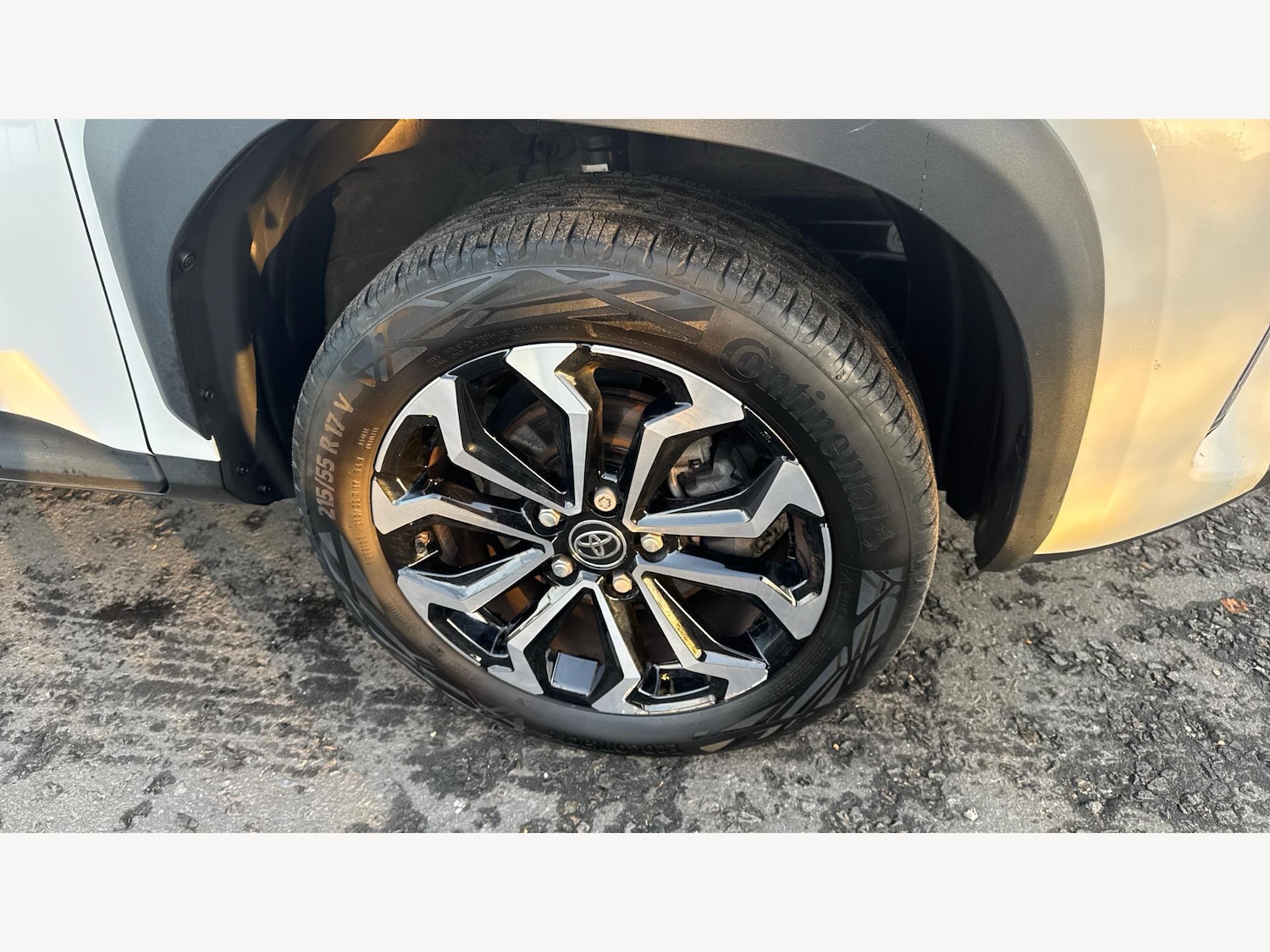 Used Toyota Yaris Cross 2023 for sale - 77456139: Photo 24