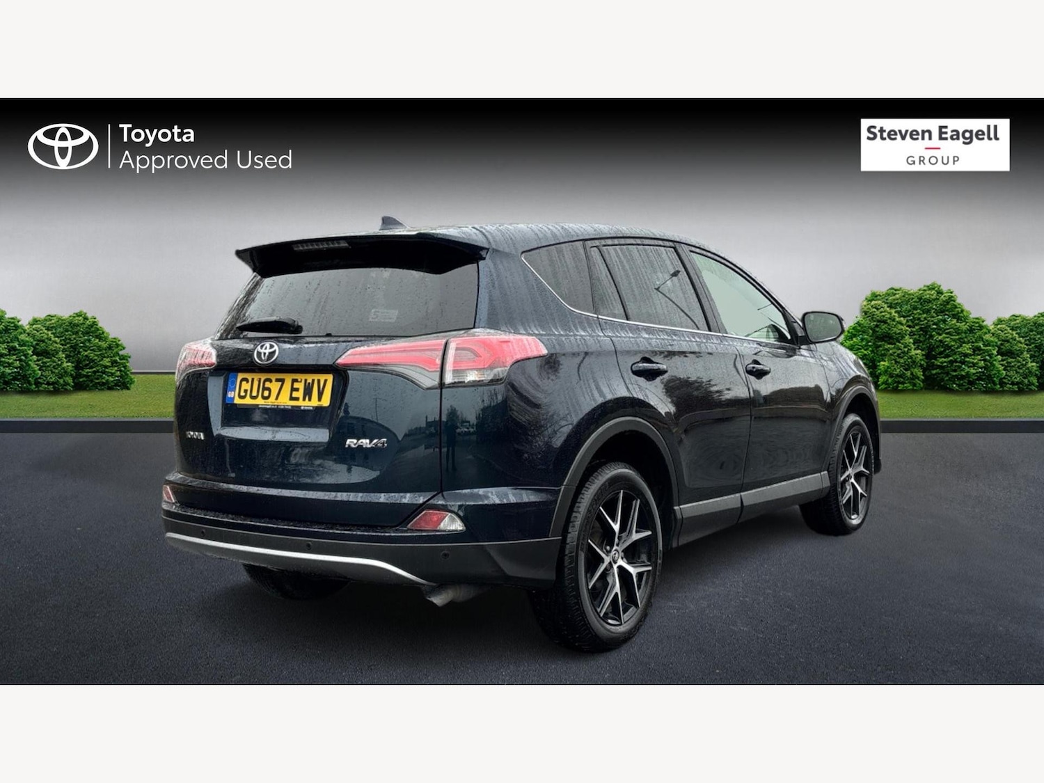 Used Toyota RAV4 2017 for sale - 76592066: Photo 2