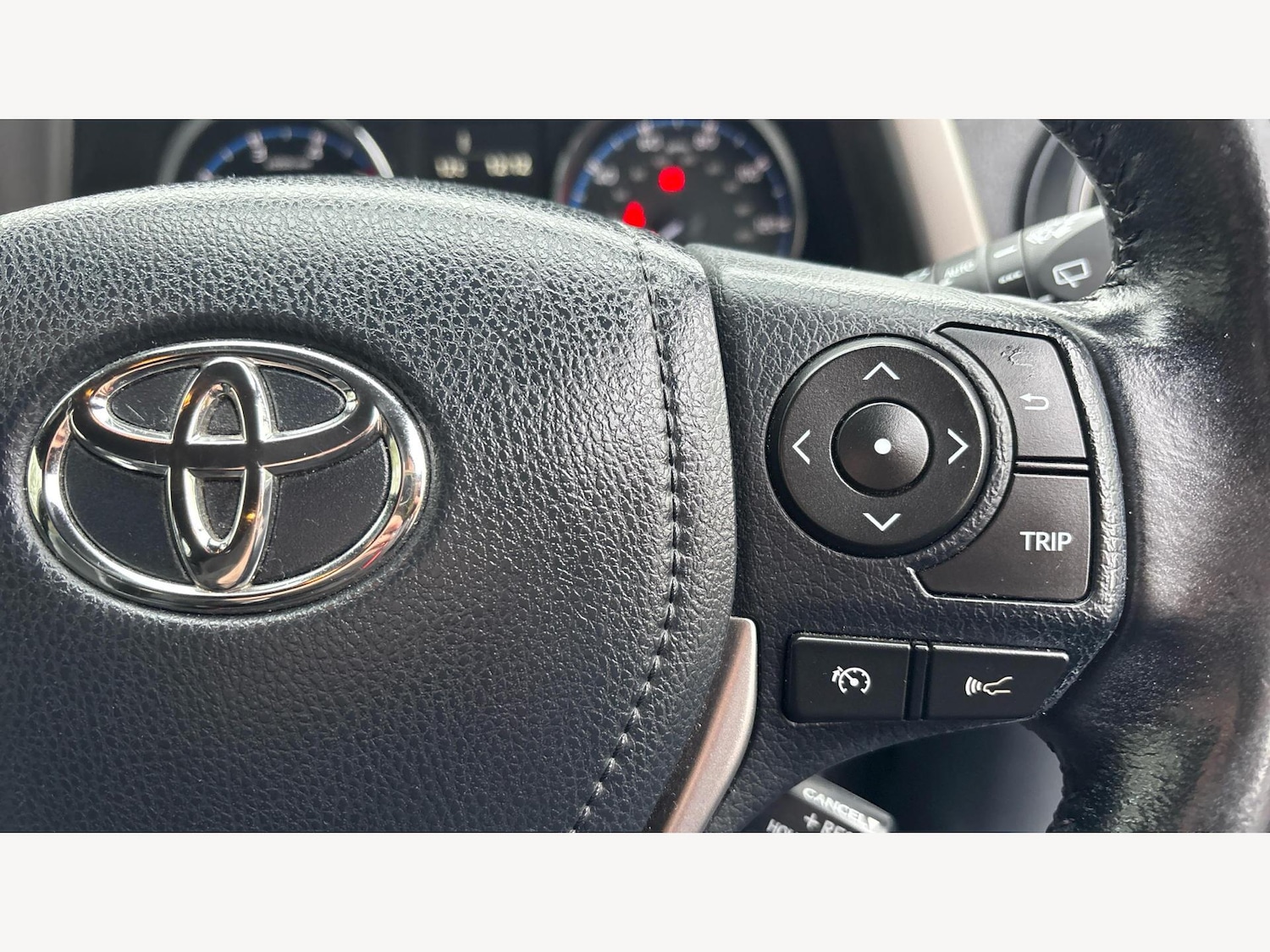 Used Toyota RAV4 2017 for sale - 76592066: Photo 23
