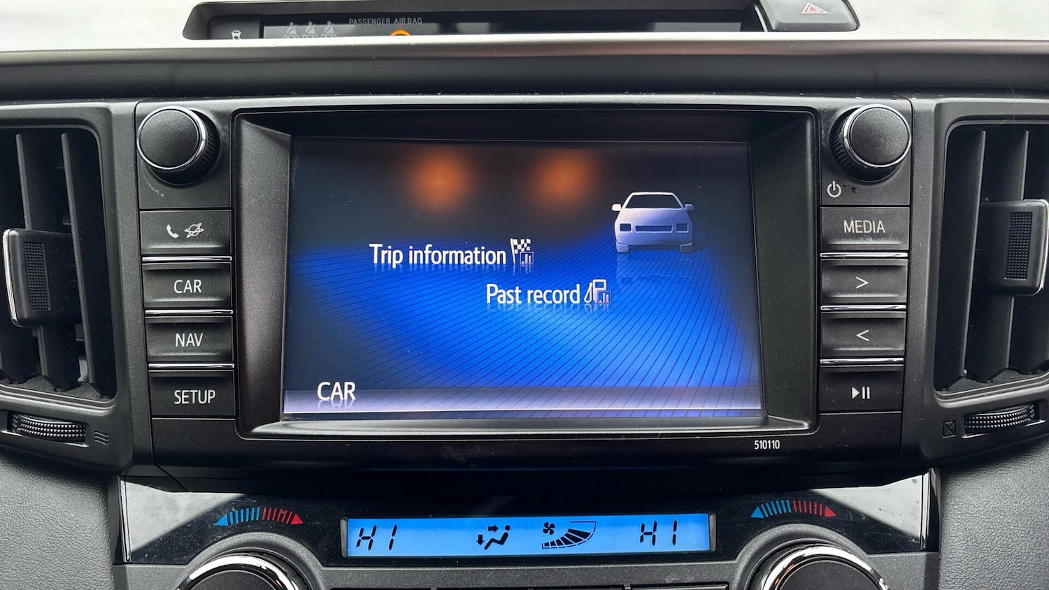 Used Toyota RAV4 2017 for sale - 76592066: Photo 38