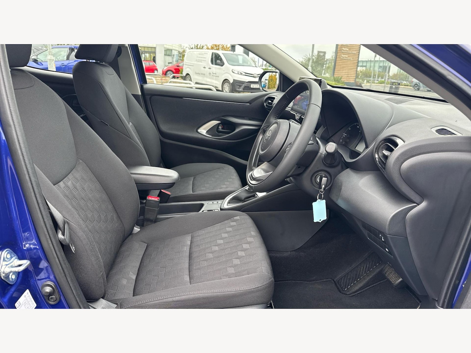 Used Toyota Yaris 2024 for sale - 76318071: Photo 13