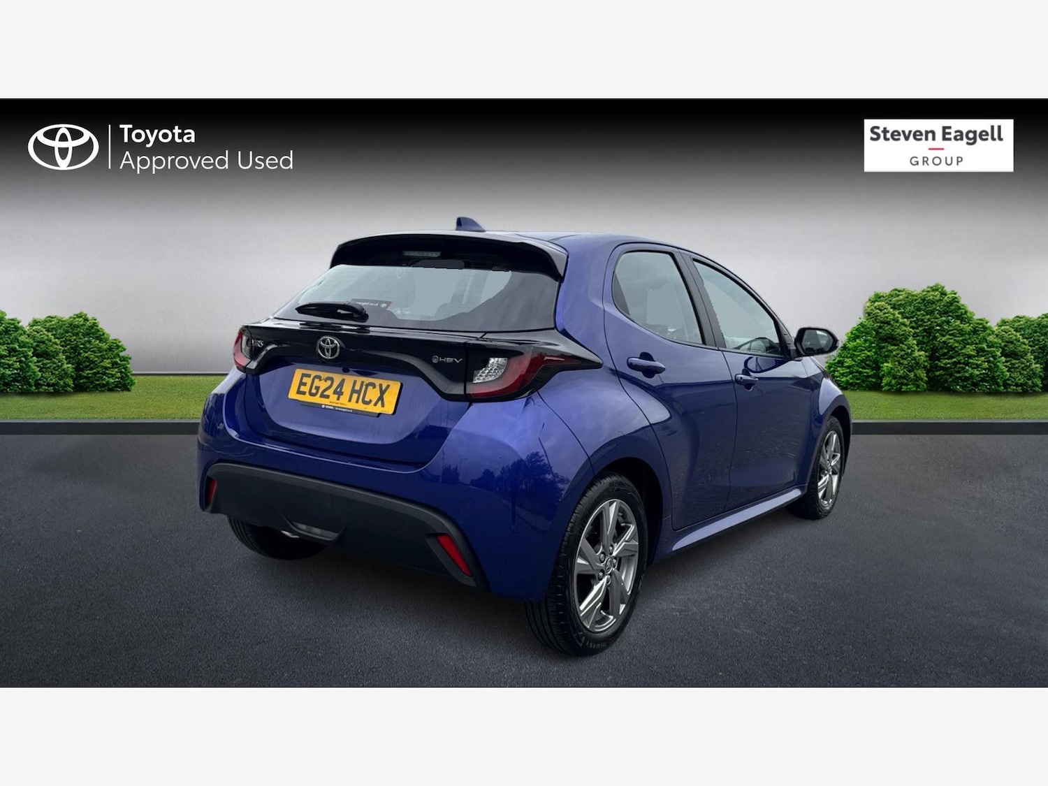 Used Toyota Yaris 2024 for sale - 76318071: Photo 2