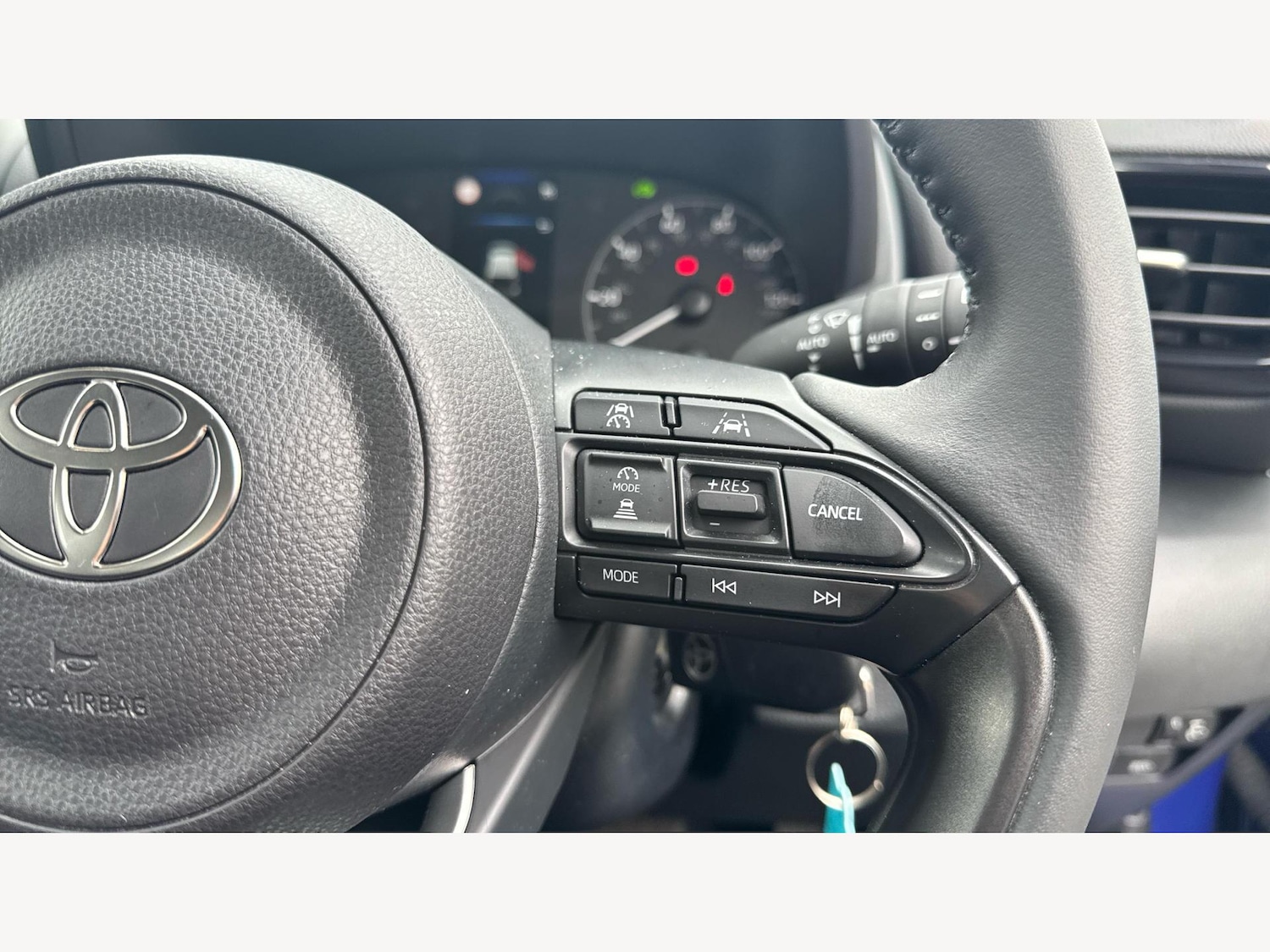 Used Toyota Yaris 2024 for sale - 76318071: Photo 27