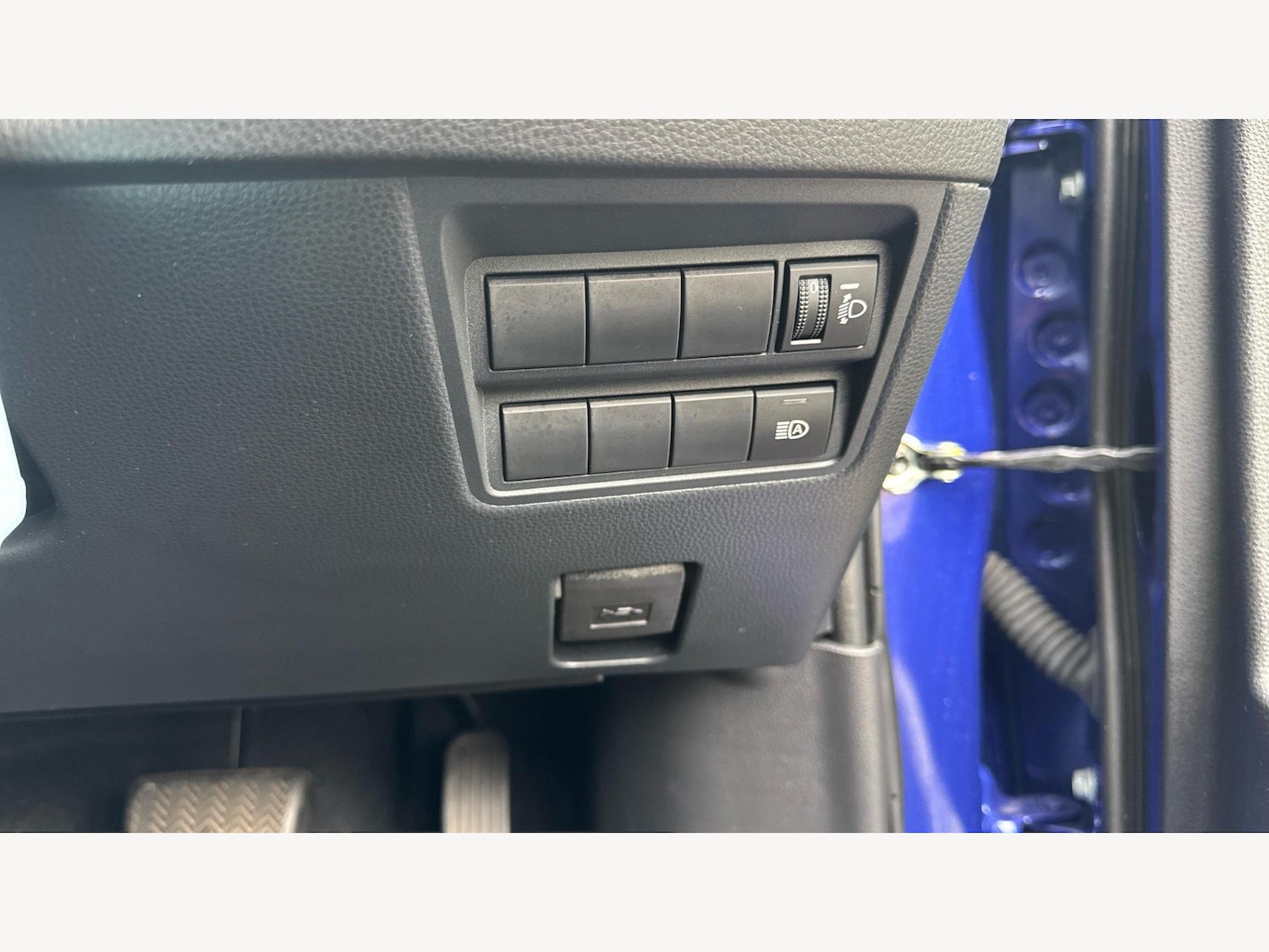 Used Toyota Yaris 2024 for sale - 76318071: Photo 28