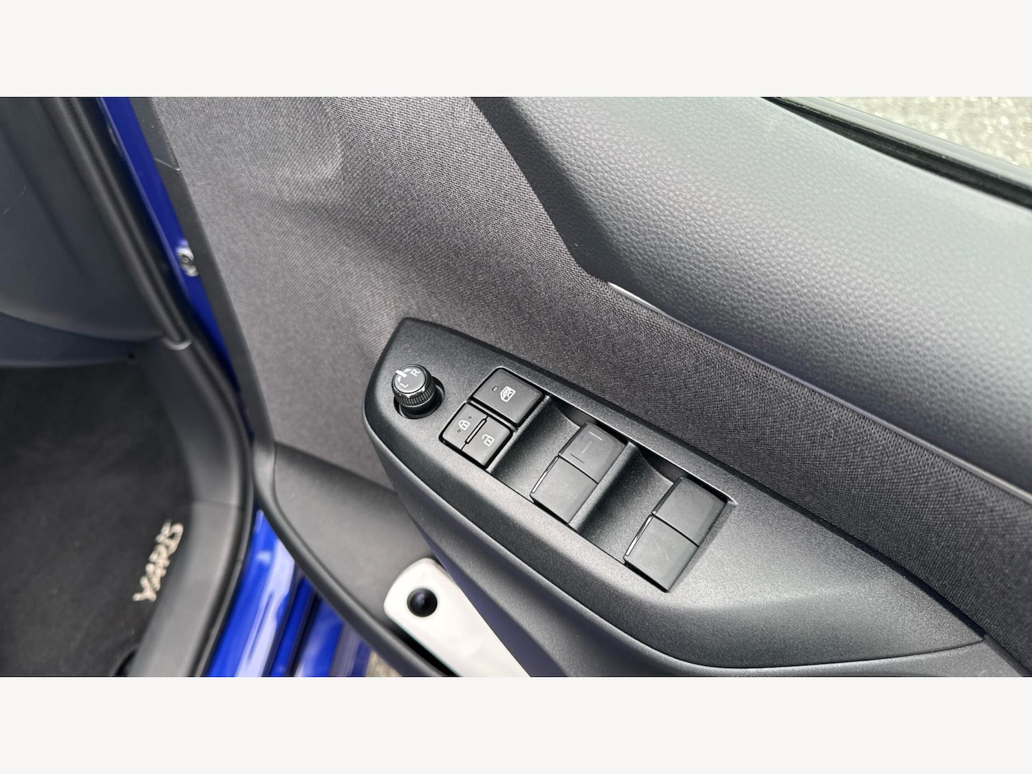 Used Toyota Yaris 2024 for sale - 76318071: Photo 29