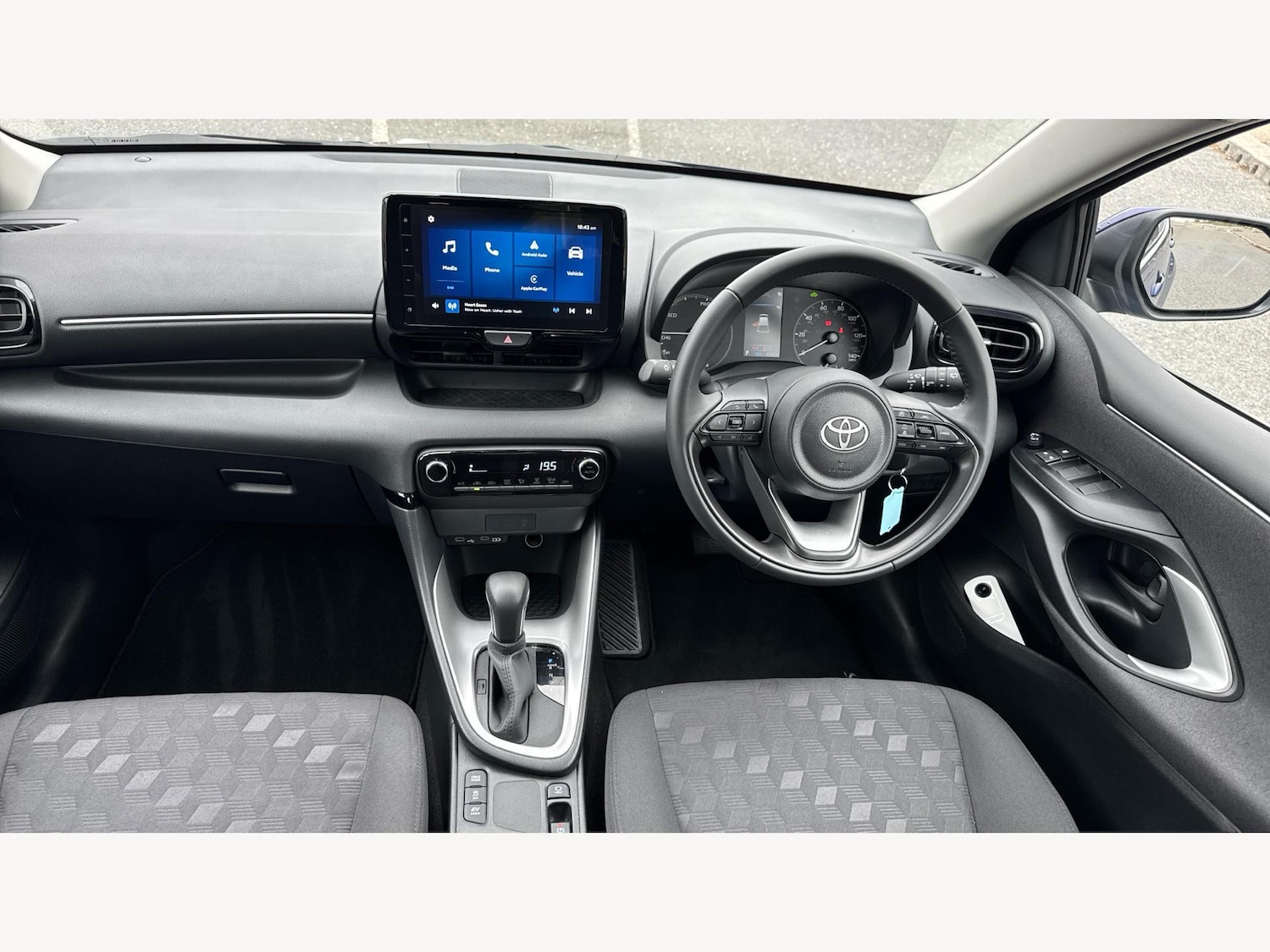 Used Toyota Yaris 2024 for sale - 76318071: Photo 7