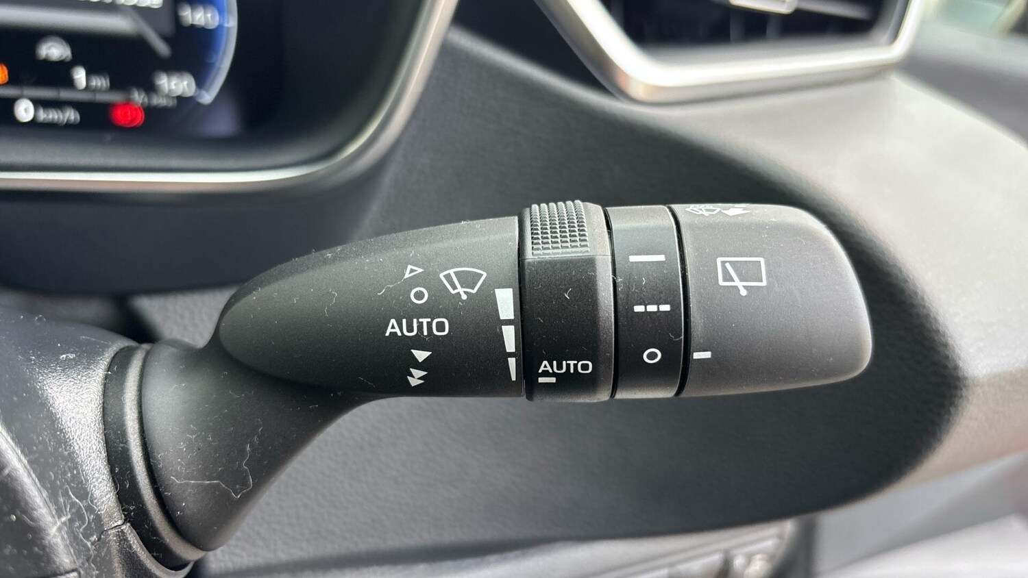 Used Toyota Corolla 2023 for sale - 76613060: Photo 34