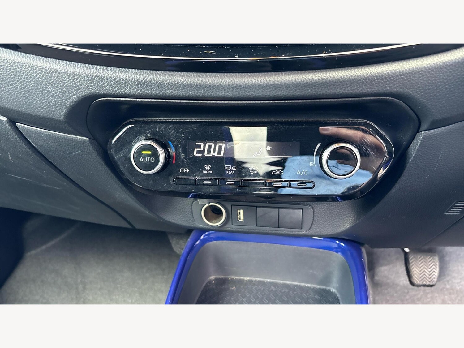 Vehicle 35