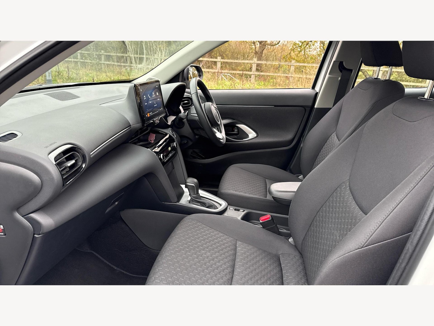 Used Toyota Yaris Cross 2024 for sale - 77993552: Photo 12