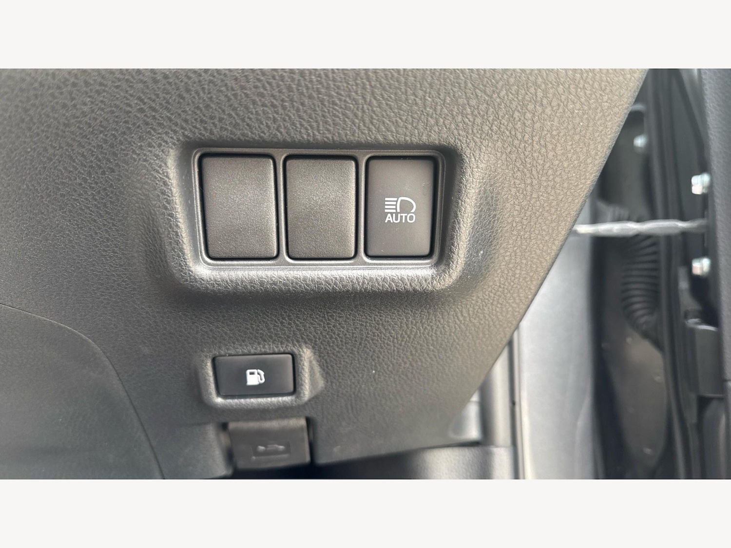 Used Toyota C-HR 2022 for sale - 78127283: Photo 26