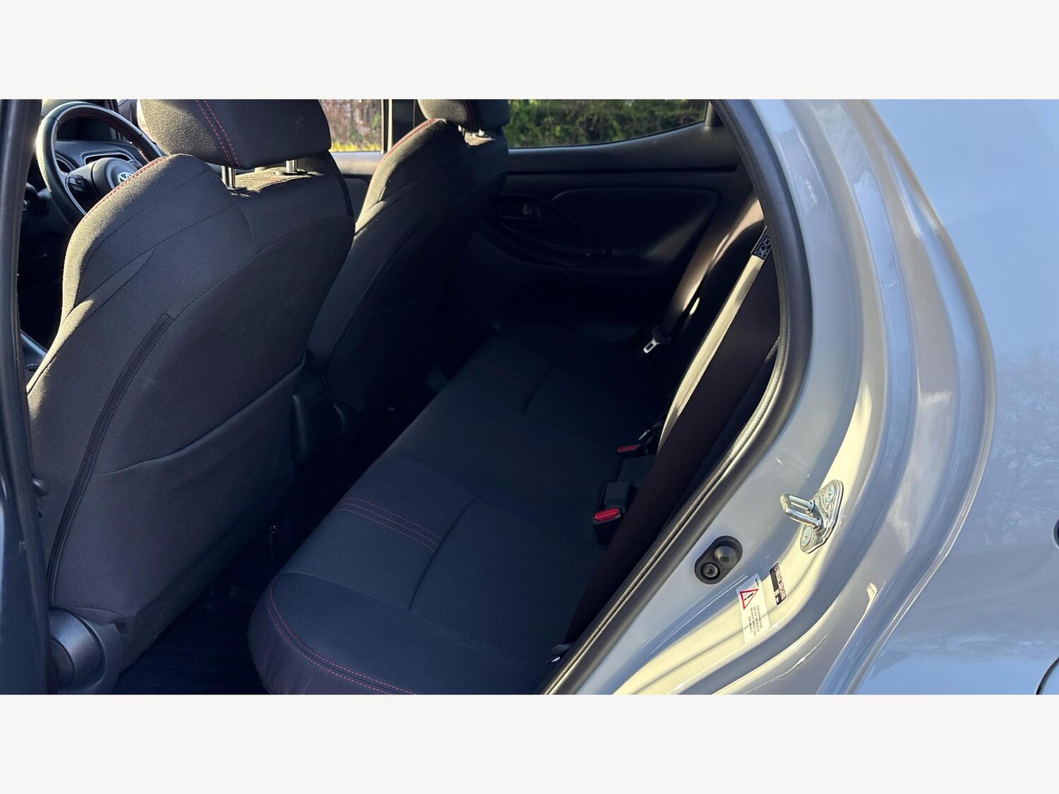 Used Toyota Yaris for sale - 77175918: Photo 15