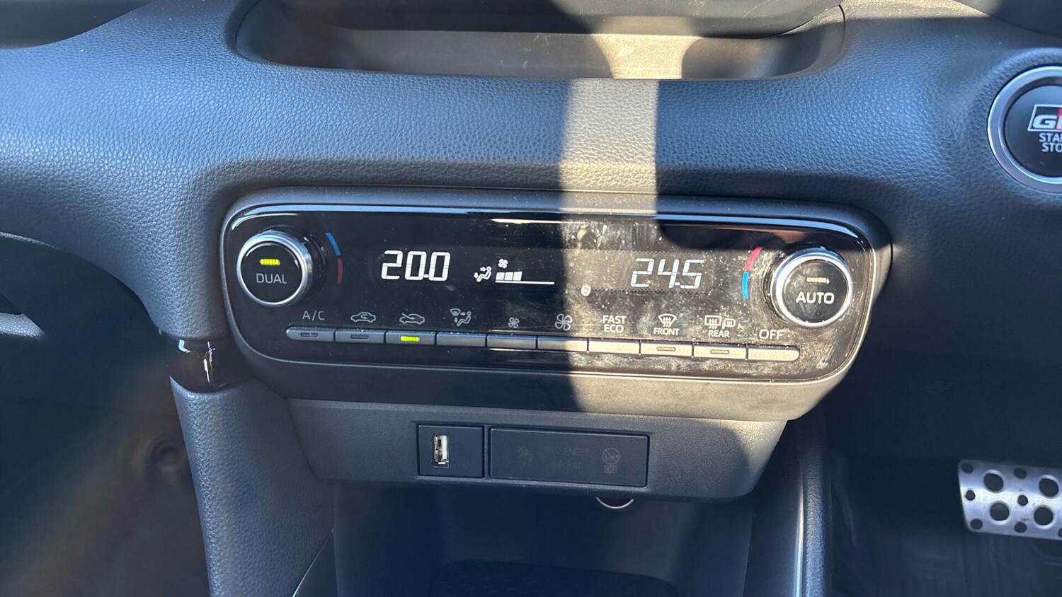 Used Toyota Yaris for sale - 77175918: Photo 36