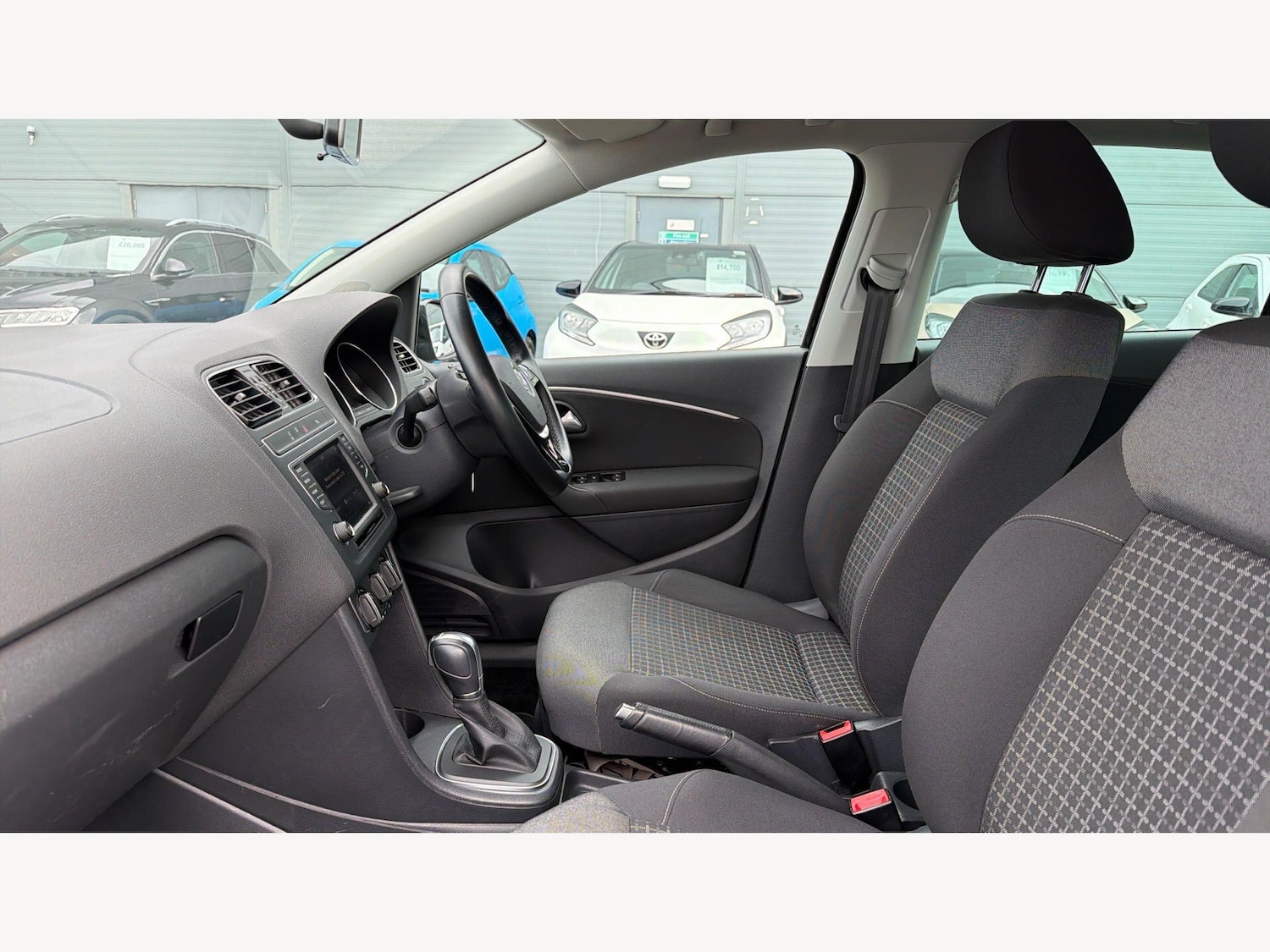 Used Volkswagen Polo 2016 for sale - 78156739: Photo 12