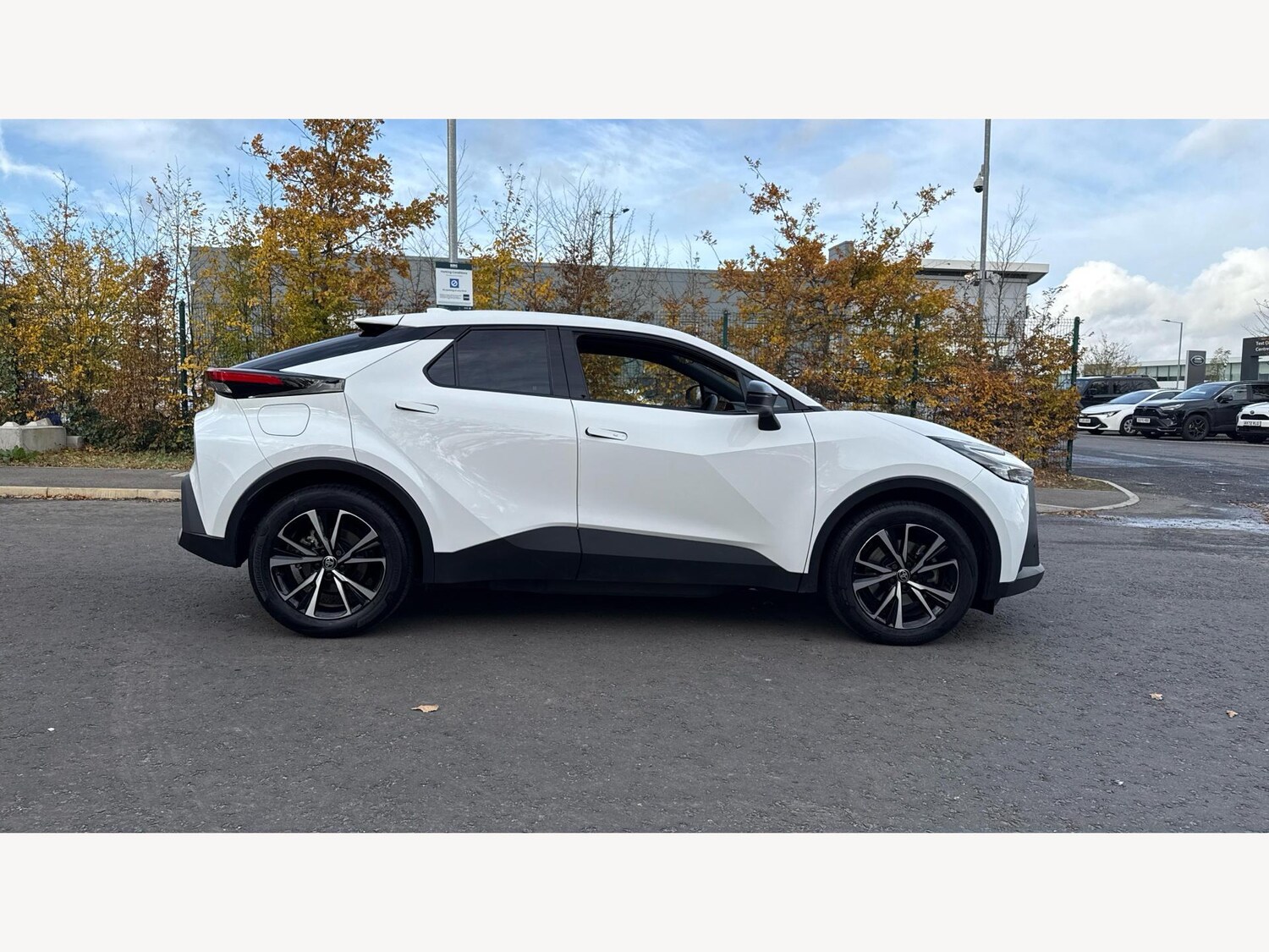 Used Toyota C-HR 2024 for sale - 77523816: Photo 18