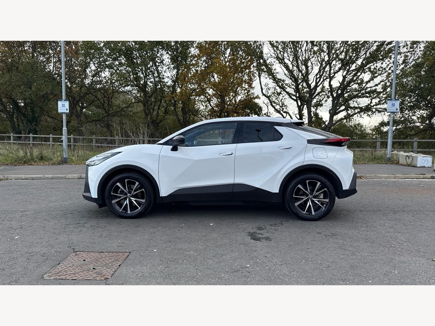 Used Toyota C-HR 2024 for sale - 77523816: Photo 19